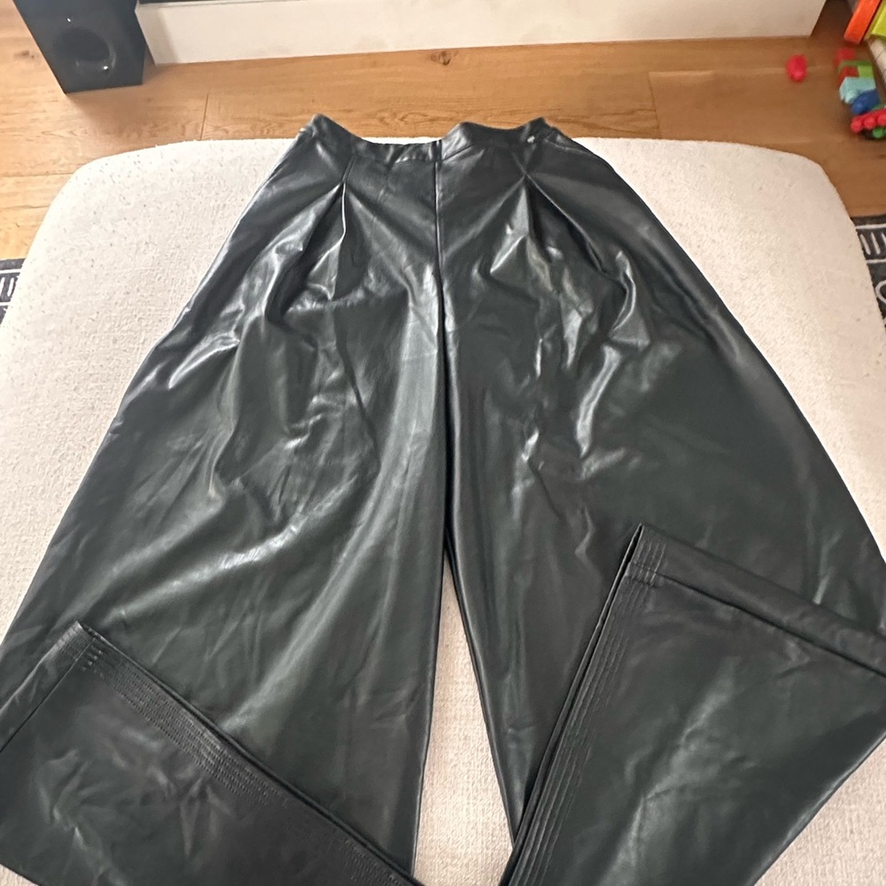 Women's Black Flare Pants S/M